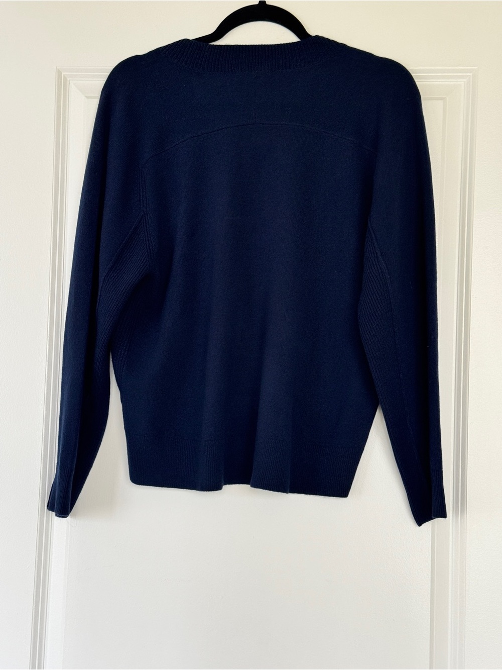 NWT! MADEWELL Women’s Cashmere V-Neck Sweater in Dark Cosmos Navy Size XS - Picture 6 of 12